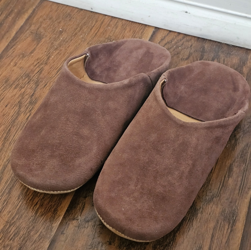 Socco Designs Moroccan Suede Slippers Brown Size Small